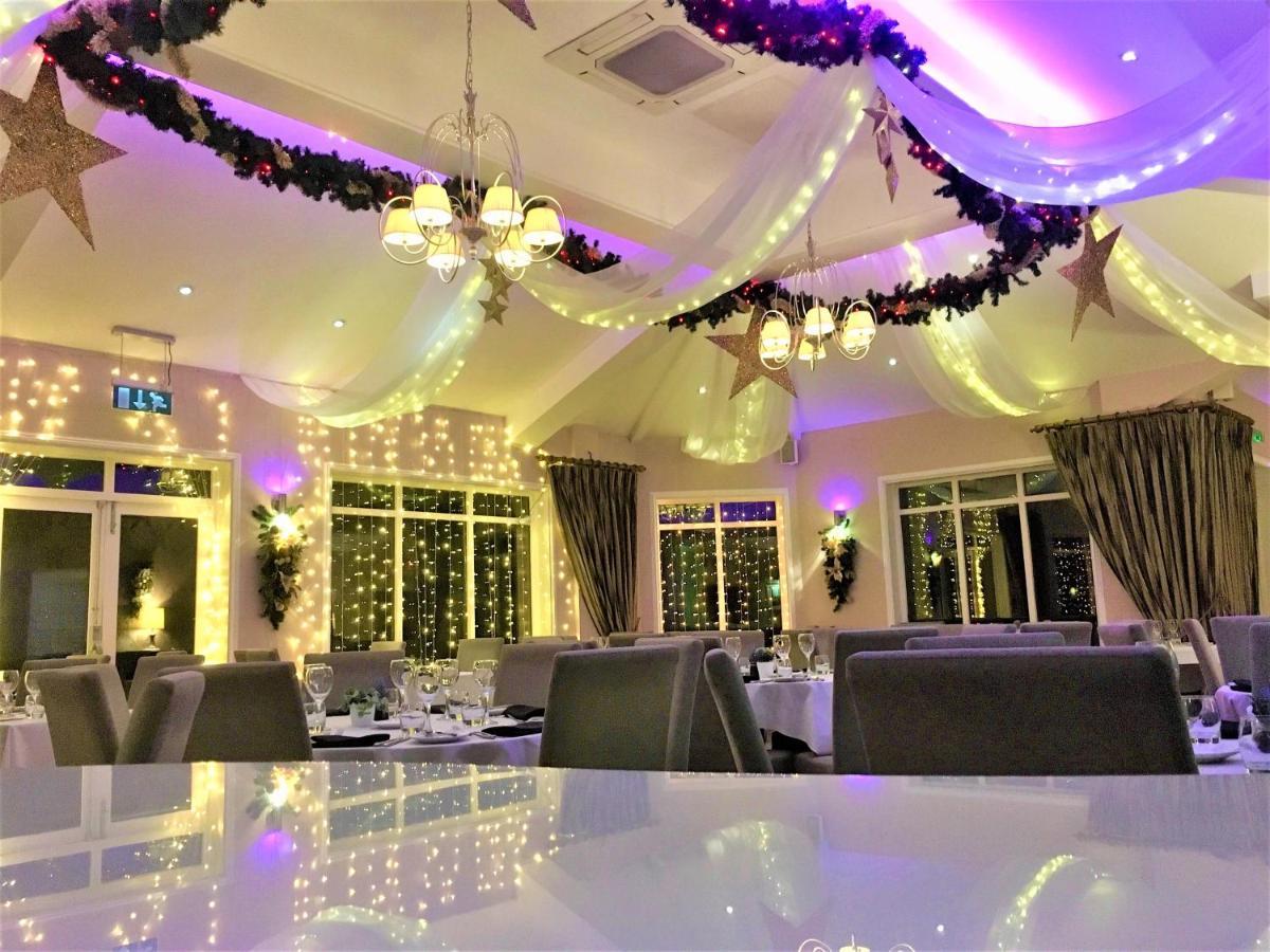 Astley Bank Hotel Дарвэн Экстерьер фото