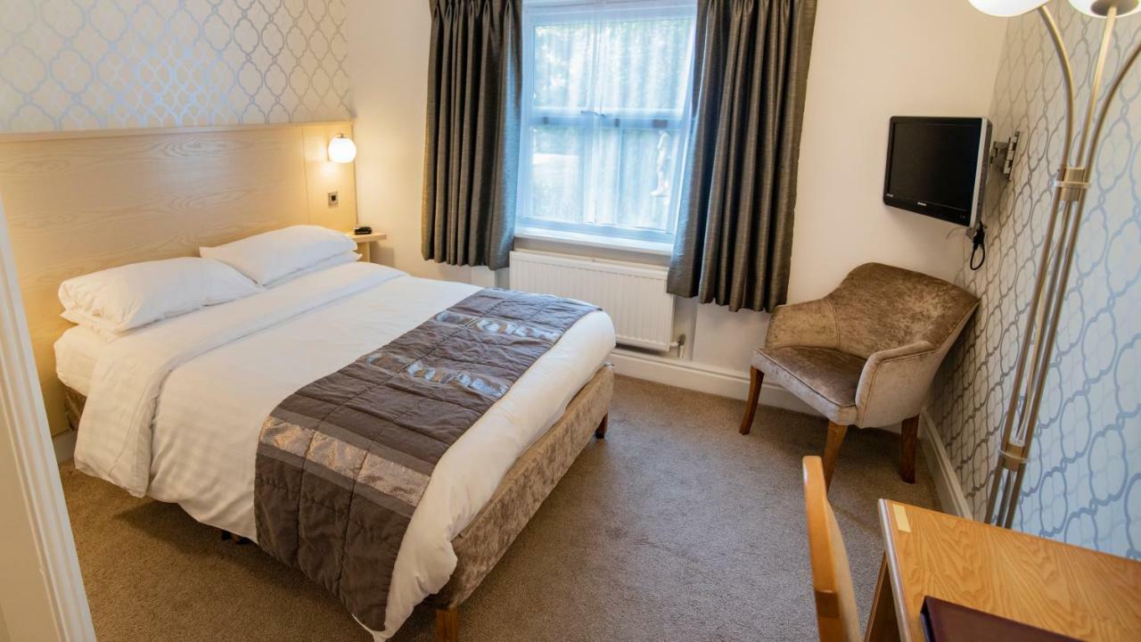 Astley Bank Hotel Дарвэн Экстерьер фото